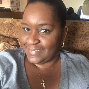 Meet your Posher, Alison